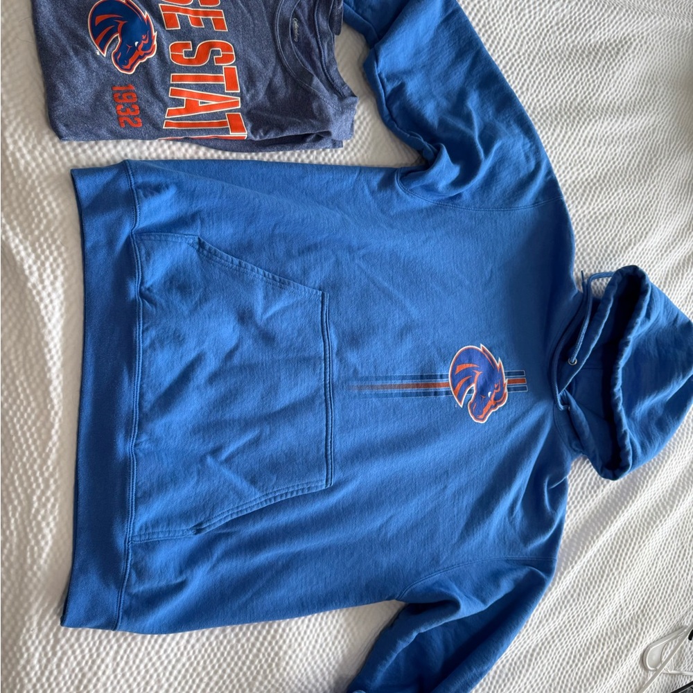 EUC Men’s Blue Boise State Hoodie and  T-shirt bundle Large